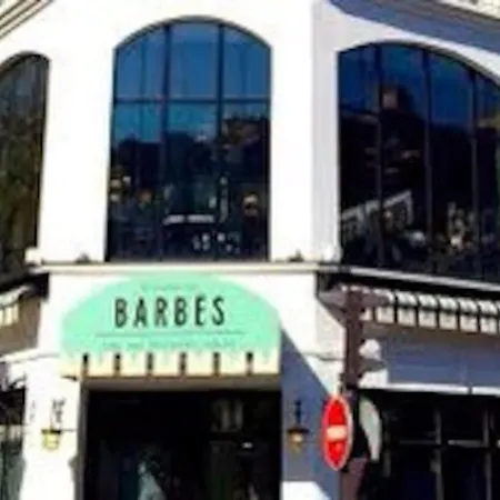 Appartamento 2 Pieces Parisien à 10 Min De Montmartre Parigi